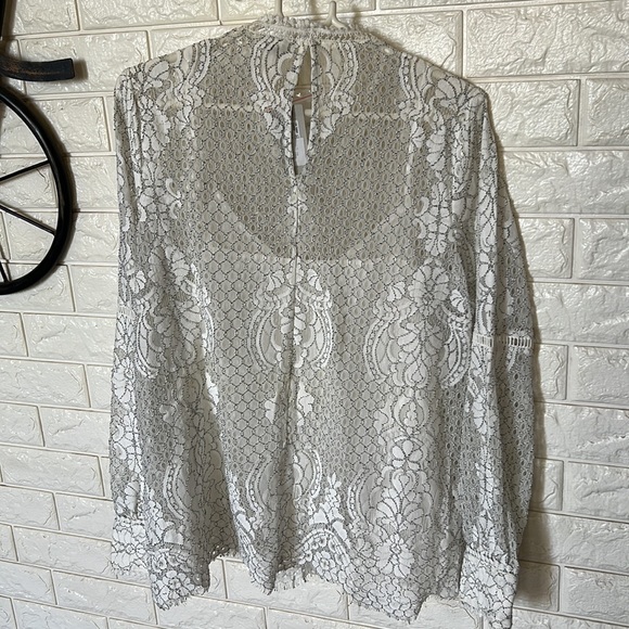RIVER ISLAND New, Never Been Worn Lace Top with Tags. - Picture 3 of 4